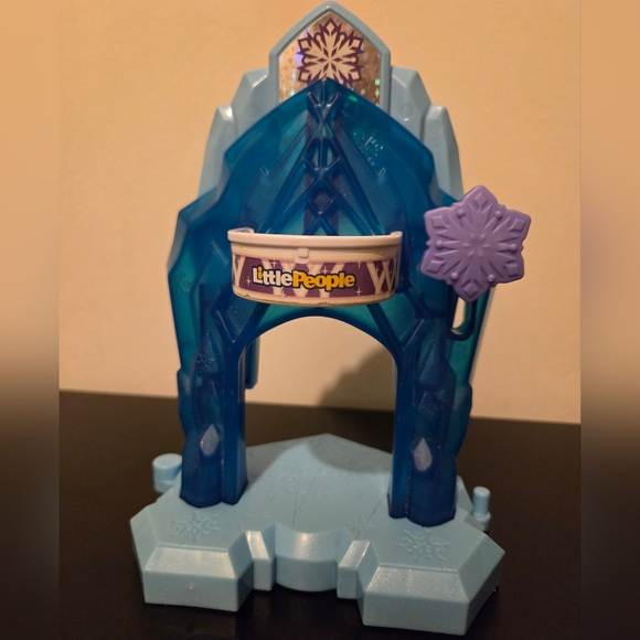 Little People Frozen Village Elsa Palace / Olaf Cocoa Cafe / Anna In Arendelle - Picture 10 of 13